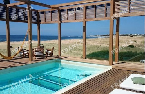 Casa En Alquiler Por Temporada De 5 Dormitorios En José Ignacio (ref: Fro-202)