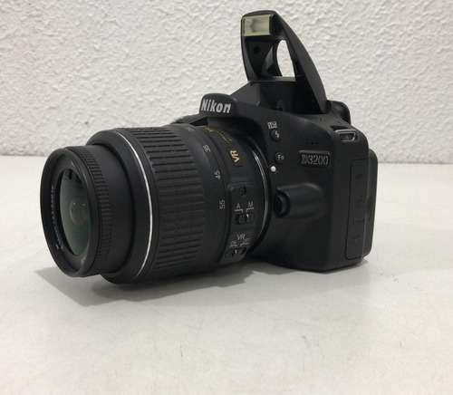 Camera Nikon D3200 + Lente 18-55mm *ler Descrição*