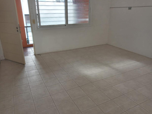 Imagen 4 de 9 de Oficina En Venta En Condominio Las Recovas, Pilar