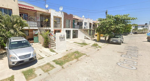 Sk16- Casa En Remate Bancario En C. Cto Playa De Oro, Los Tamarindos, Puerto Vallarta, Jalisco - Oportunidad De Inversion