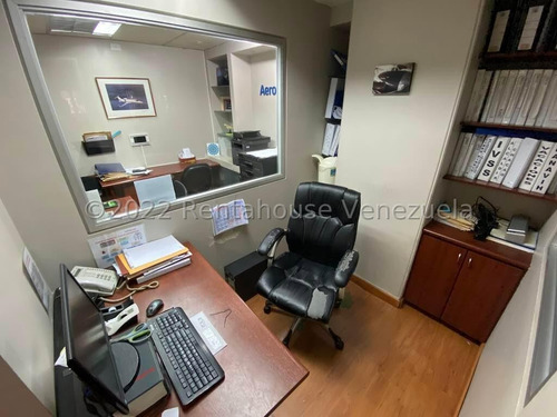 Agradable Oficina En Venta Campo Alegre Amc