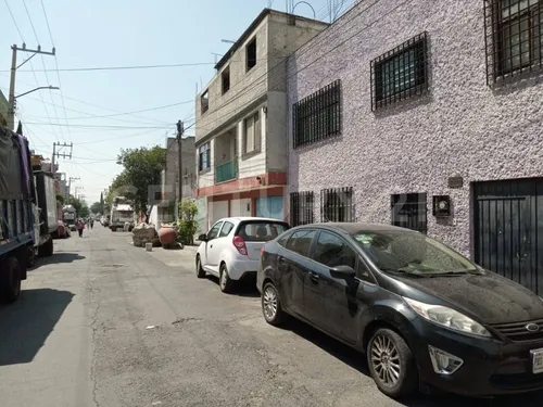 Casa En Venta, Renovación, Iztapalapa, Cdmx.