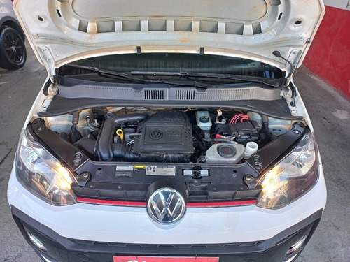 Volkswagen Up! 1.0 170 TSI TOTAL FLEX XTREME 4P MANUAL