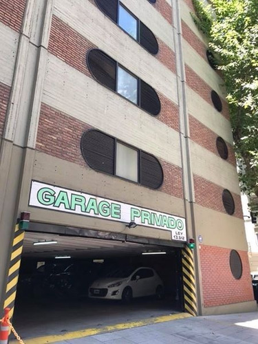 Imagen 3 de 8 de Dueño Vende Cochera Fija Alto Palermo 2 Piso