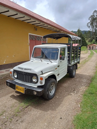 Suzuki LJ Estacas