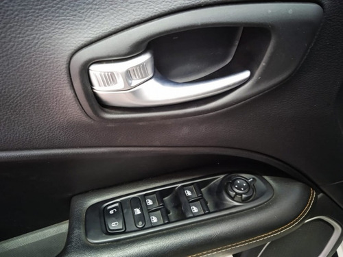 Imagem 14 de 15 de Jeep Compass Longitude 2.0