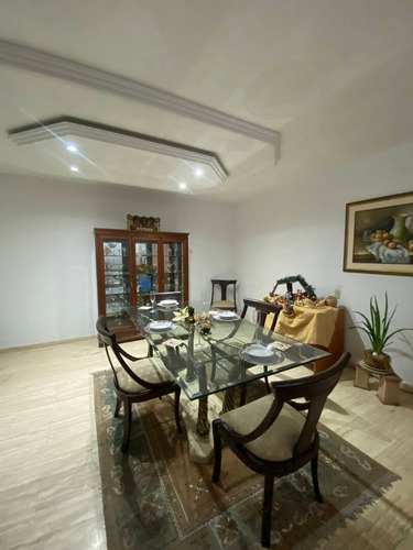 Eduardo Romero Vende Townhouse En Valle De Camoruco 26871fm