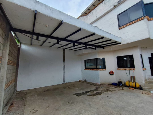 Imagen 17 de 21 de Venta De Casa En Bare Bare, Sector La Castellana. Adlz