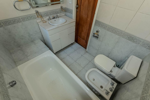 Ph De 3 Ambientes En Barrio Ingles - Caballito Sur