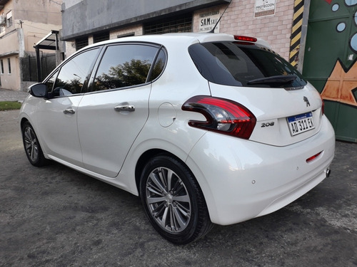 Peugeot 208 1.6 Feline 2019