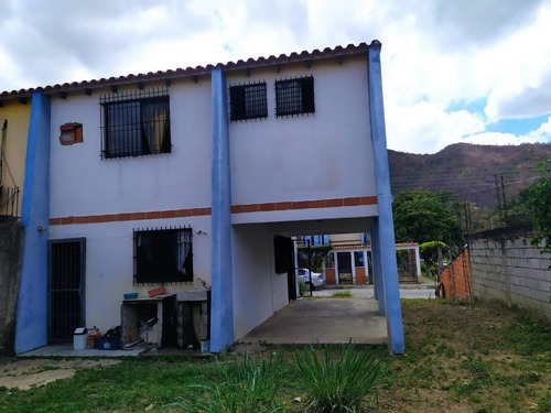 Imagen 1 de 10 de Townhouse En Venta, La Cumaca, San Diego, Carabobo