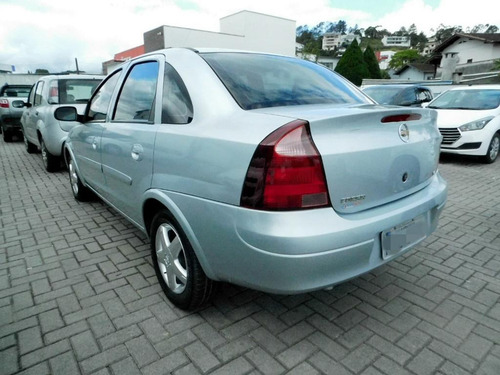 Chevrolet Corsa Premium 1.4 8v 4p