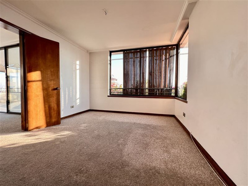 Departamento Venta En El Bosque A Paso Metro Tobalaba.