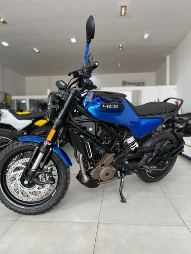 Husqvarna Svartpilen Vitpilen Color