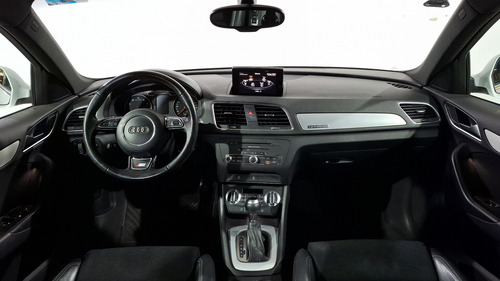 Audi Q3 2.0 S LINE S TRONIC