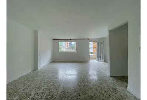 Apartamento En Arriendo Los Colores Medellín