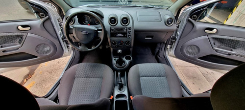Ford Fiesta Max 1.6 Edge Plus