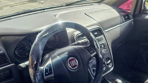 Fiat Punto 1.6 16v Essence Flex Dualogic 5p