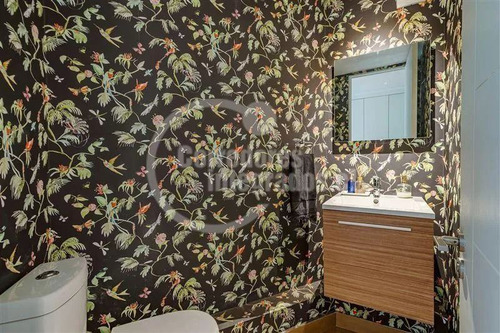 Espectacular Duplex En Vitacura ,magnificas Areas Verdes