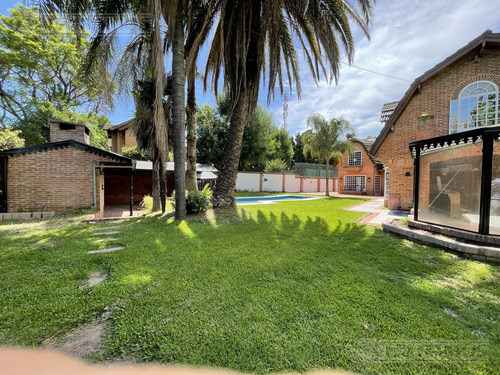 Casa Con Excelente Lote En La Horqueta, A Pocas Cuadras Del Colegio Newman.