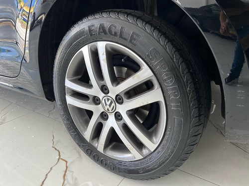 Volkswagen Jetta 2.0 Comfortline Flex Aut 4p