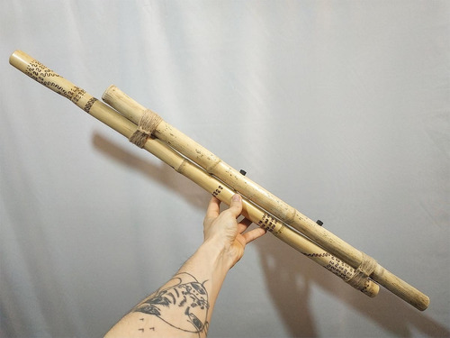 Imagen 1 de 4 de Didgeridoo Cósmico (tritono)