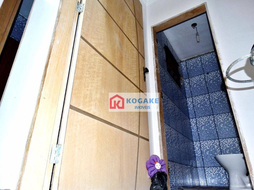 Sobrado Com 3 Dormitórios À Venda, 104 M² Por R$ 350.000,00 - Vila Monterrey - São José Dos Campos/sp - So0699
