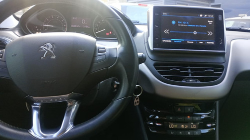 Peugeot 208 1.6 Feline