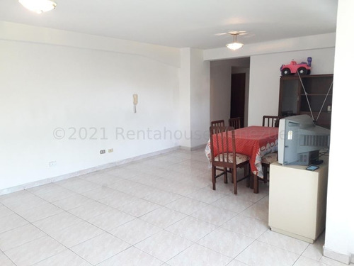 Imagen 2 de 16 de Db Apartamento En Venta En Av Constitución 22-6470