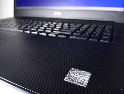 Laptop Dell Inspiron Core I3, 8gb Ram, 1tb Con Pantalla 17 (Usado)