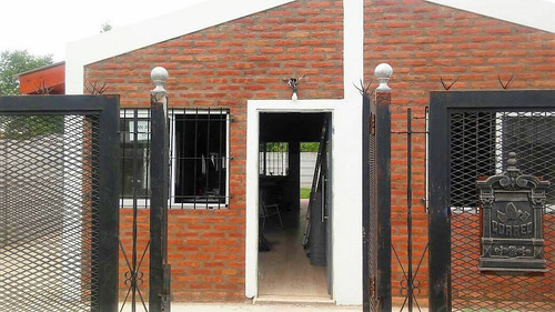 Cómodo Chalet De 3 Ambientes - Construcción Tradicional - En 30 Días - No Son Prefabricadas
