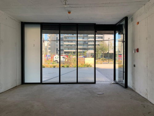 A Estrenar, Local Nuevo: Útil 47m2, Terraza 30m2. Ñuñoa.