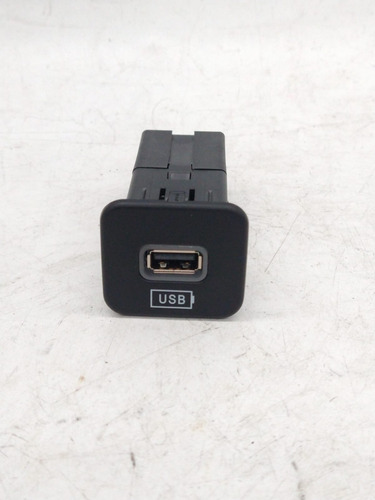 Puerto Usb Consola Fiat Pulse 2023 Original