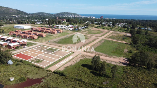 Imagen 7 de 7 de Venta En Piriápolis. Praderas Del Mar. Terrenos Financiados.