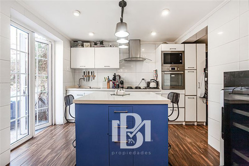 Imagen 5 de 15 de Casa En Venta De 3 Dorm. En Las Condes
