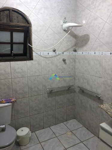 Excelente Sobrado Com 3 Dormitórios, 3 Vagas, 3 Banheiros Com Facil Acesso A Comércios E Principais Avenidas - So0846