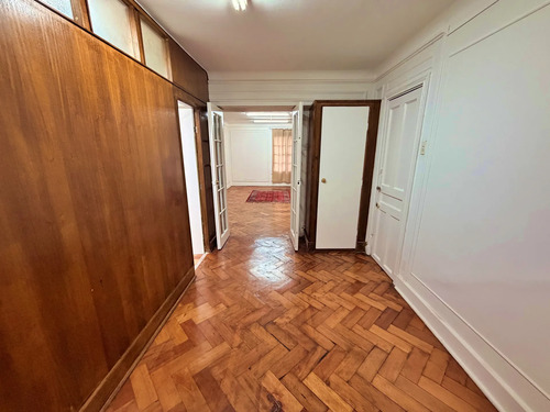 Jaime Eyzaguirre/alameda - Oficina 1er Piso 4 Privados+salon