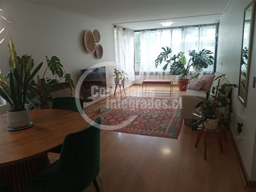 Departamento En Arriendo De 2 Dorm. En Providencia