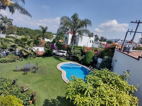 Casa Residencia En Venta En Lomas De Jiutepec.