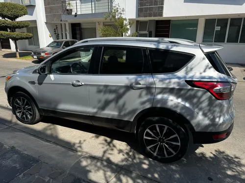 Ford Escape 2.5 Titanium At