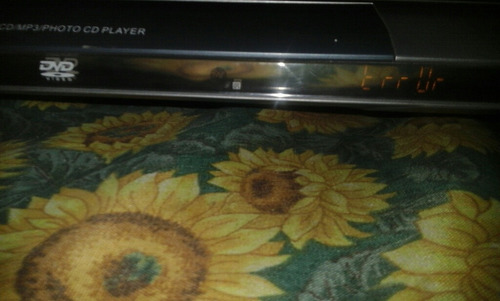 Reproductores De Dvd Combo X3 + Reproductor Cassette