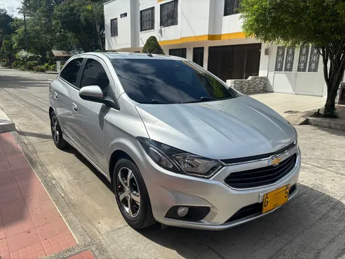 Chevrolet Onix 1.4 Ltz 5 p