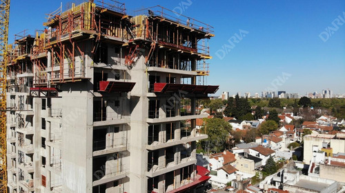 Yrigoyen Blvd · 4 Amb, Terraza 35 M2 ·