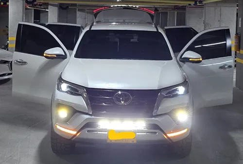 Toyota Fortuner Srv 2.4 4x2 Diesel