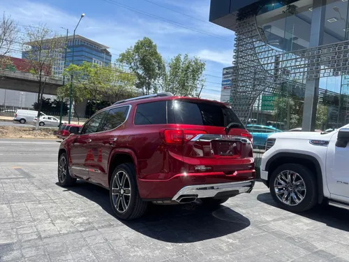GMC Acadia 3.6 Denali 6 Pas. At