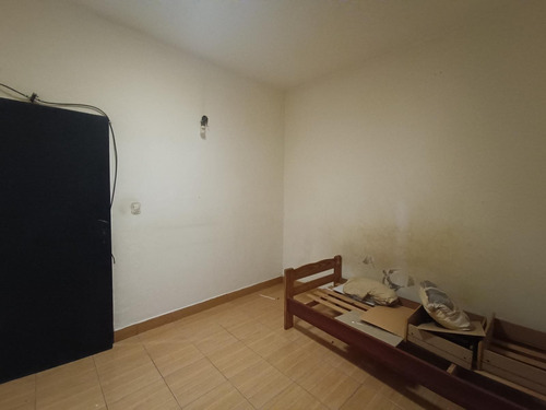 Galpon C/ Habitaciones Deposito