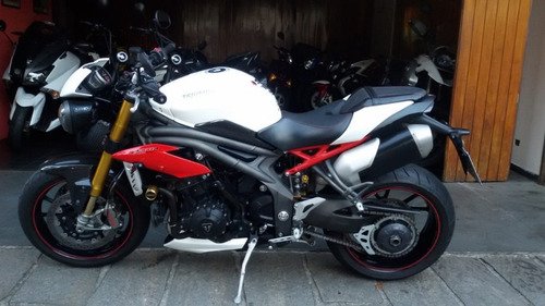 Triumph Speed Triple 1050 Branca 2017