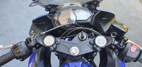Yamaha R3