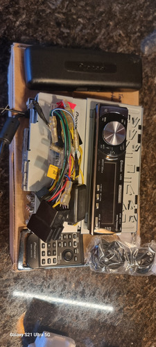 Pioneer Deh P7080bt Com Usb E Bluetooth Não Golfinho (Usado)
