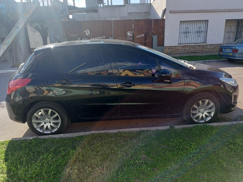 Imagen 4 de 8 de Peugeot 308 2014 1.6 Allure Nav Hdi 115cv